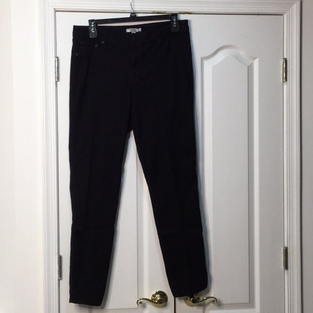 17/21 jeans 16w black stretch skinny style worn 1x